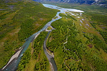 Aerial view of the Vietasatno river near its source, Stora Sjofallet National Park, Greater Laponia Rewilding Area, Lapland, Norrbotten, Sweden, June 2013.