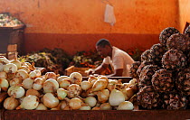Local vegetable market with onions (Allium cepa) Havana, Cuba, January.