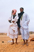Guides in desert near Guilemsi, Mauritania, 2004.
