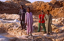 Salt diggers in Sigedene, northern Niger, 2005.