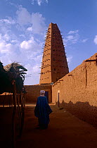 13th century Grand Mosque, built of clay, Agadez, Niger, 2004.