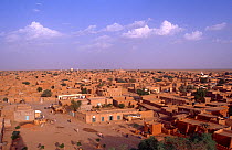 View over Agadez, the ancient Sahara trade capital. Niger, 2005.