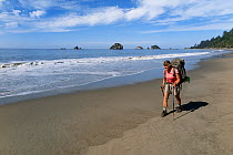 Vicky Spring hiking, Pacific Coast, Olympic National Park south of Toleak Point, Washington, USA. August, 2015. Model released