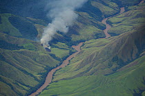 Wildfire in grassland in valleys North of Mount. Hagen, Papua New Guinea, September 2006.