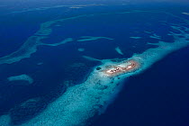 Aerial view of Laughing Bird Caye, a narrow sand caye, Laughing Bird Caye National Park, southern Belize barrier reef. Belize Barrier Reef Reserve System UNESCO Natural World Heritage Site, Central Am...