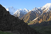 Higlands of Pamir Mountains with alpine pastures and glaciers. Central Asia. Tajik National Park (Mountains of the Pamirs) UNESCO World Heritage Site, Tadjikistan, June 2014