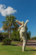 Saltwater crocodile (Crocodylus porosus) statue, Adelaide River, Darwin, Northern Territories, Australia