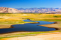 Lake Isabella near Bakersfield, at less than 13% capacity during the 2012-2017 California drought. California, USA, September 2014.