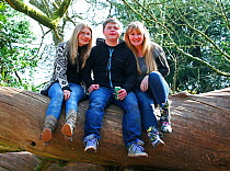 Photographer Oliver Hellowell with mother Wendy Hellowell and sister Anna Hellowell, England, UK. March 2014.