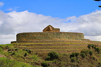 Inca temple of the sun, Ingapirca archeological complex. Canar province, Andes, Ecuador.