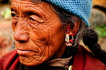 Elderly Ladakhi woman, portrait. Ladakh, India. 2011.