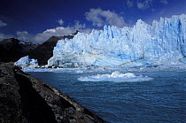 The front of Perito Moreno glacier and Lago Argentino, Los Glaciares National Park, Patagonia, Argentina