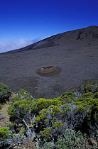 Path leading to crater, "Formica Leo", on the volcano Piton de la Fournaise, La Réunion, Indian Ocean