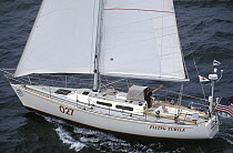 35ft monohull "Flying Turtle", skippered by US sailor Murray Danforth, during the Ostar, 1992. ^^^ It finished 24th, crossing the Atlantic in 21d 5h and 41 m.
