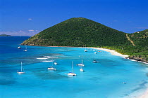 Boats moored in front of White Bay on Jost Van Dyke Island (JV Dyke), also known as Barefoot Island, British Virgin Islands (BVI)