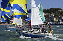 Pat Stables and Nigel Hunter's Trapper 300, "Google-Eye", racing off the green at Skandia Cowes Week, Solent, UK day 2 July 30, 2006.