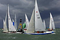 Darings round East Ryde Middle during Skandia Cowes Week, UK, day 4 August 1, 2006.