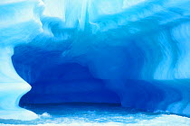 Ice cave Los Glaciares NP Argentina