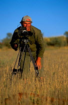 Simon King film maker on Meerkats: Part of a Team Natural World October 2002